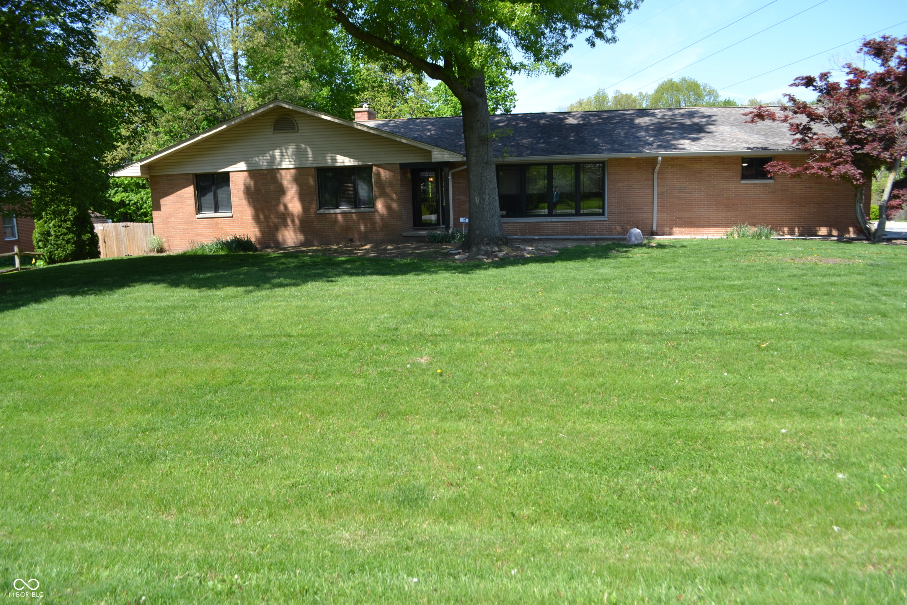 1230 Meadowbrook Drive
