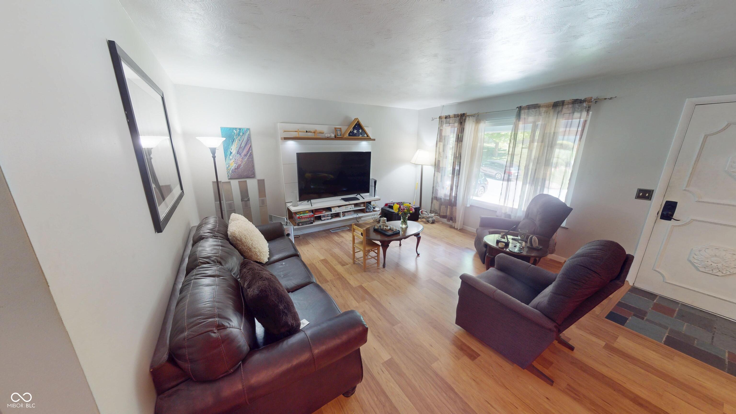 1100 Digby Drive