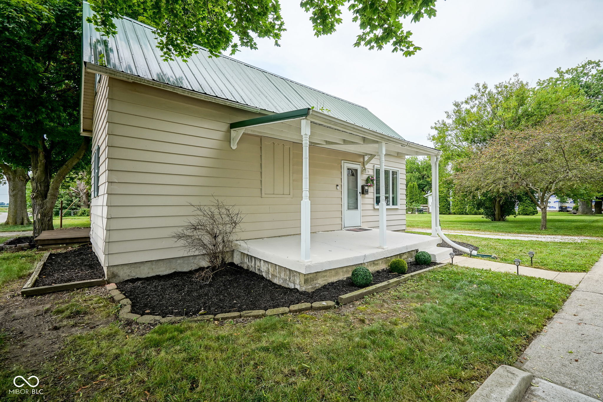 230 3rd Street