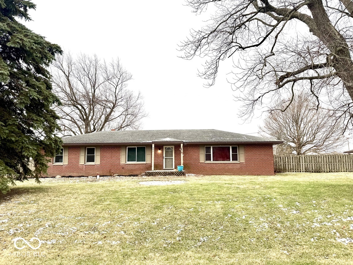201 W Walnut Street