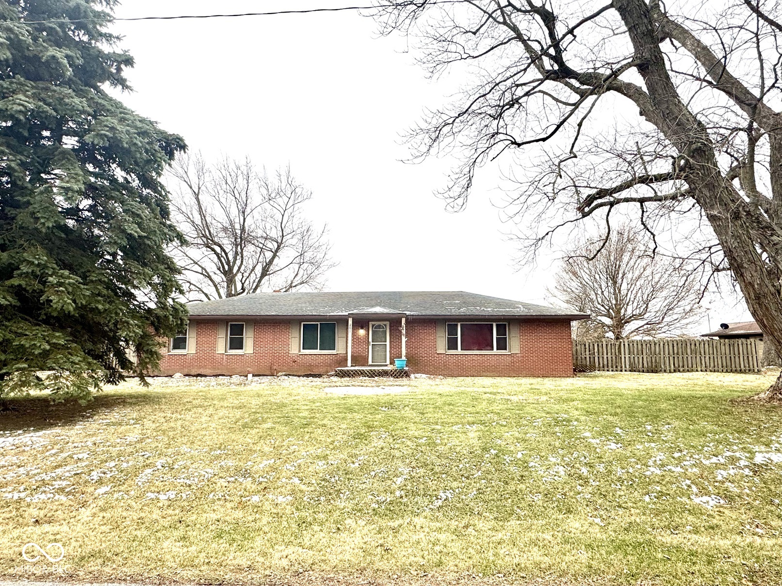 201 W Walnut Street