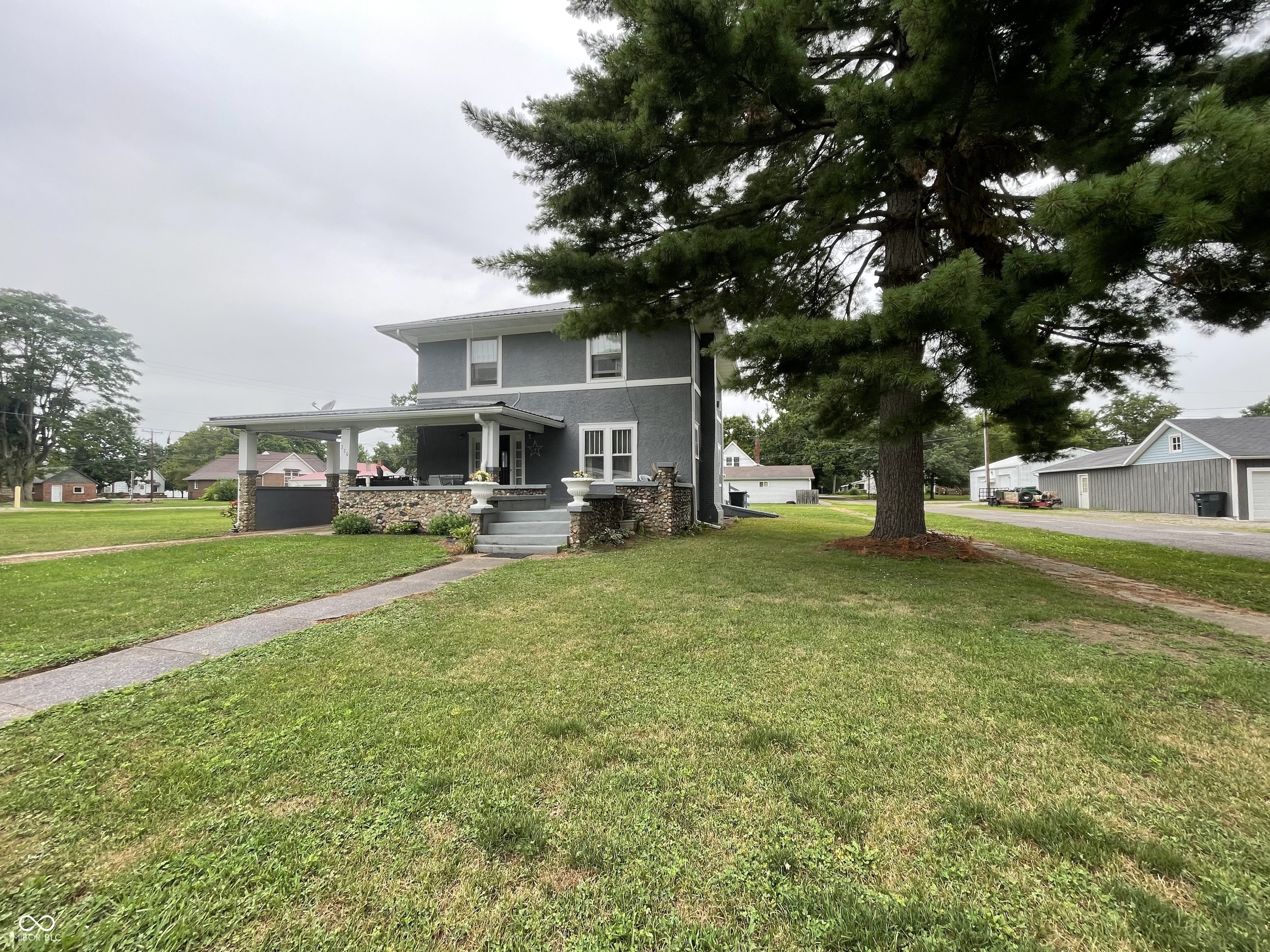 270 E Market Street