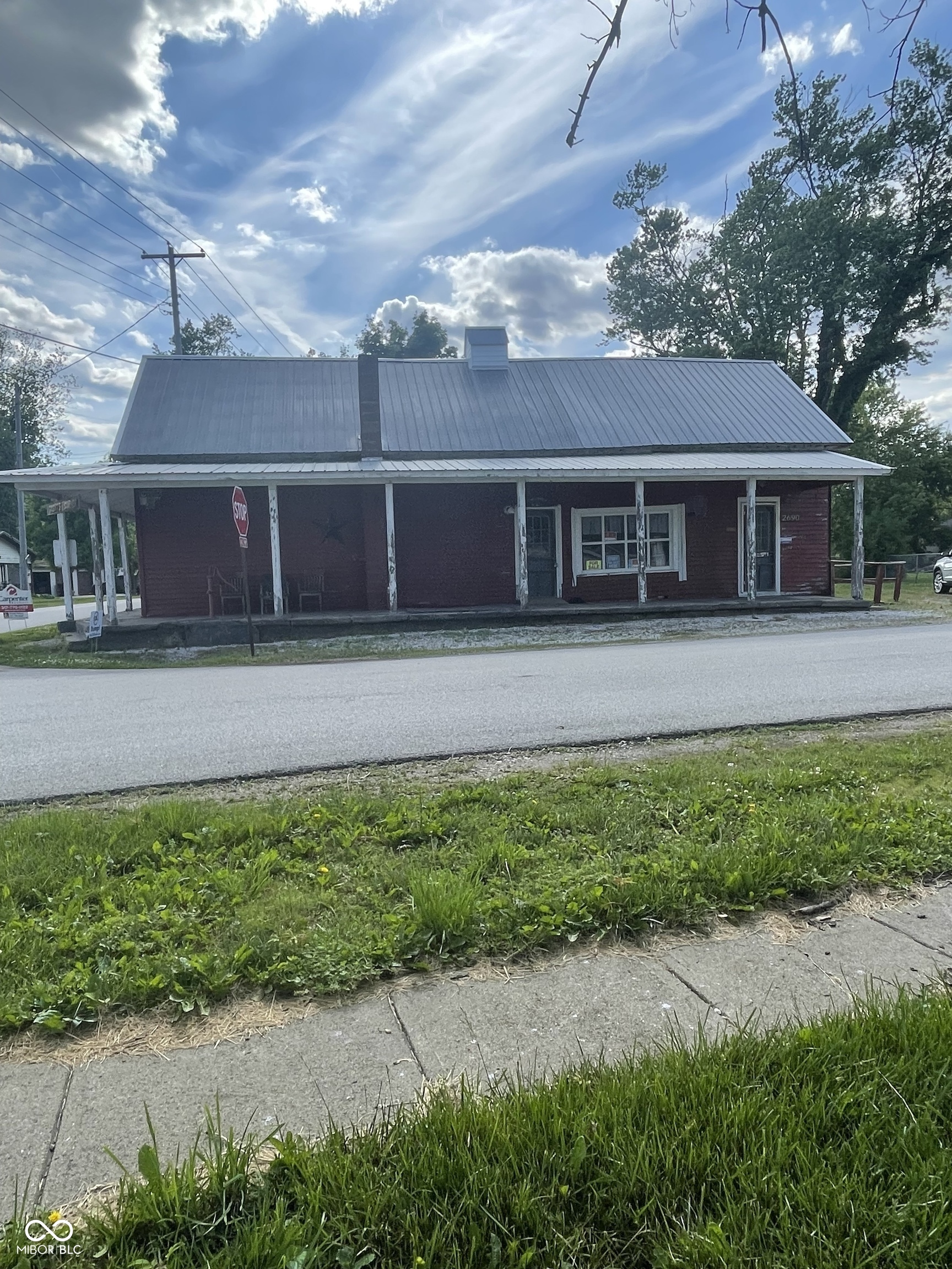 2690 Durkees Ferry Road