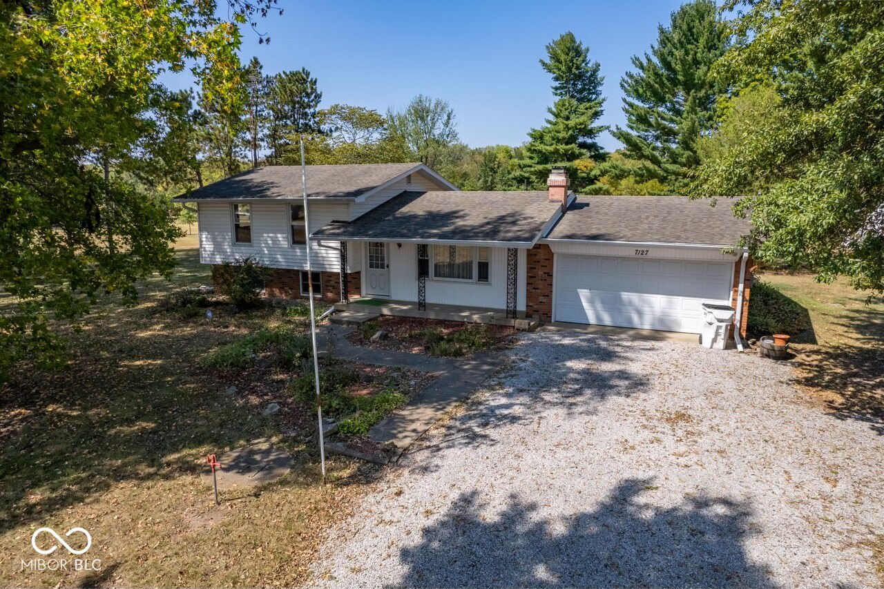 7127 S State Road 63