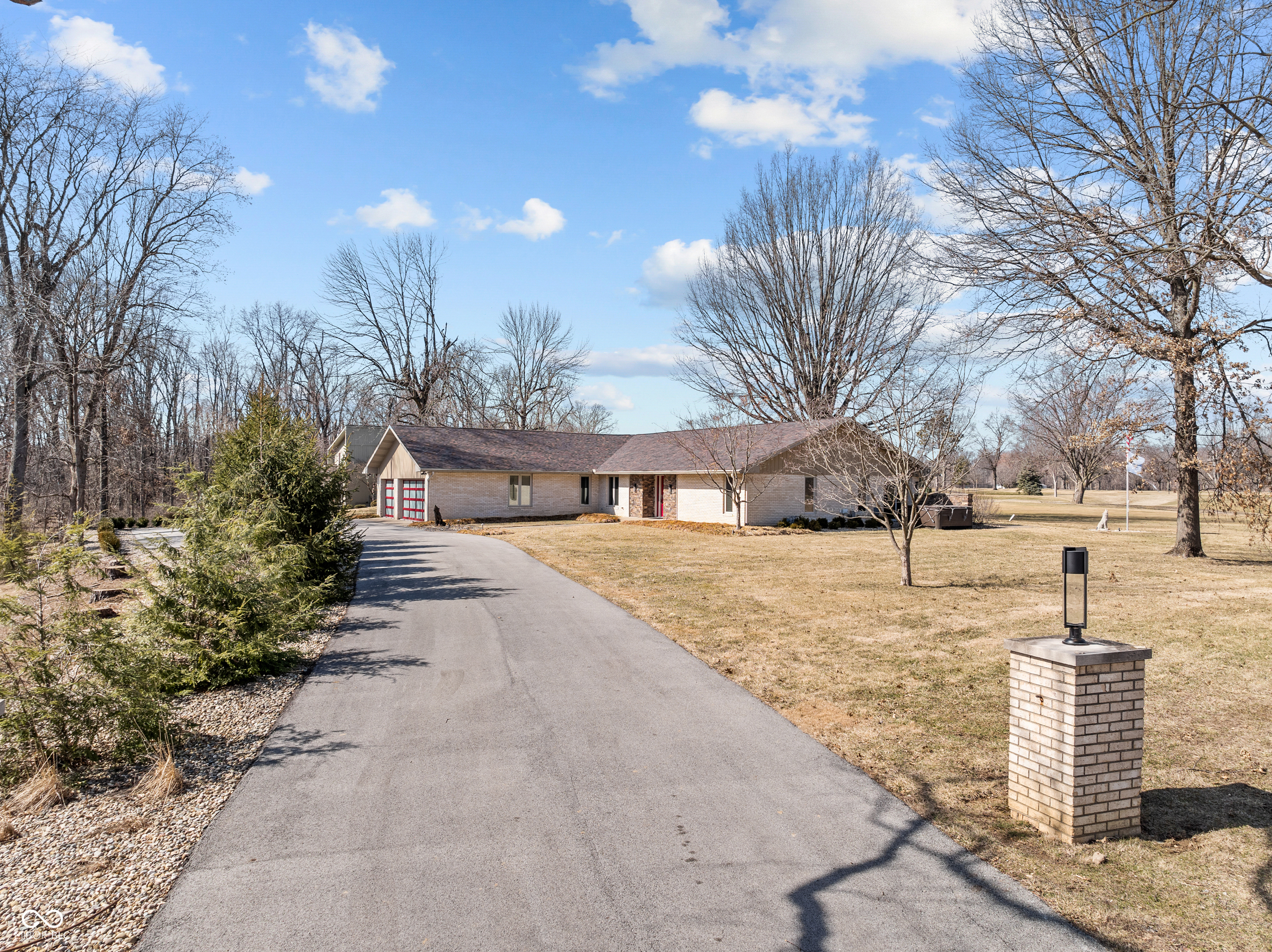 14 E Fairway Drive