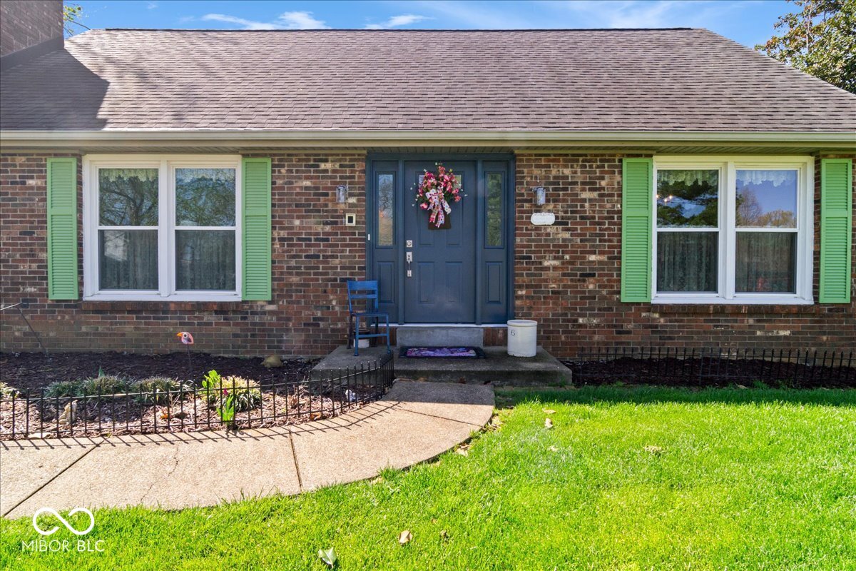 10533 Williamsburg Drive