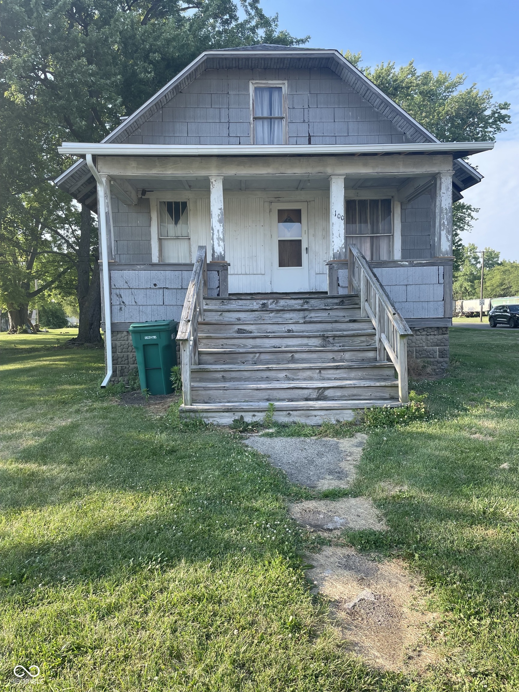 100 W Harrison Street