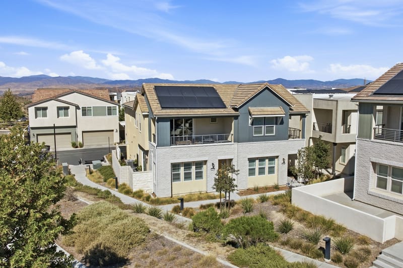 22416 Holly Court, Santa Clarita, California 91390 — photo 1 of 16