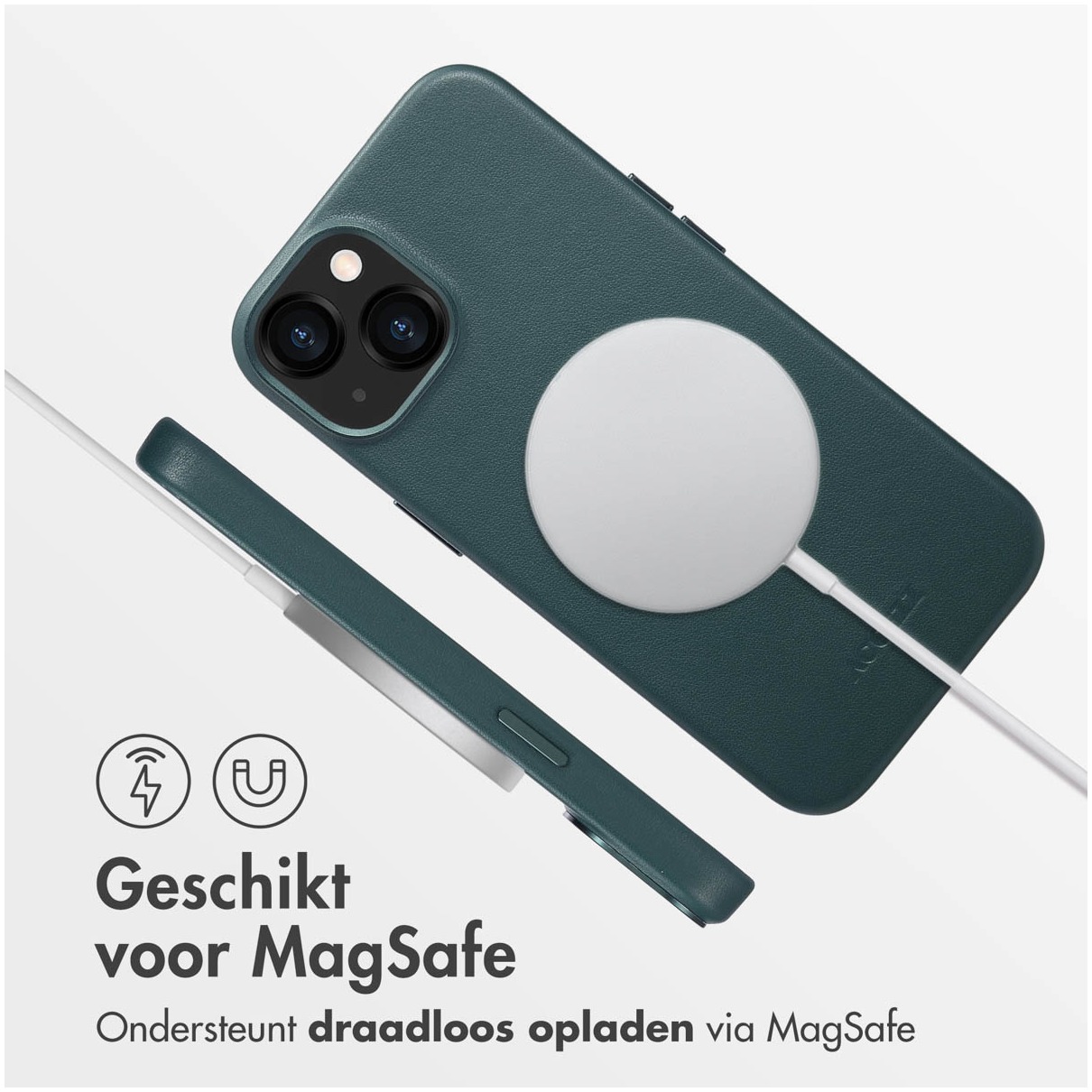 iPhone 13 Hoesje - Accezz MagSafe Leather Backcover - Donkergroen