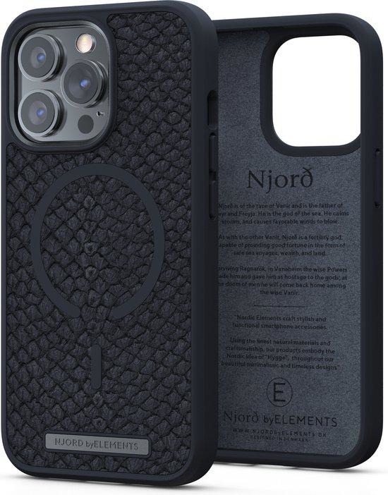 Op UrbanEssentials (wat heb je nodig in de stad?) is alles over telefoons te vinden: waaronder expert en specifiek Njord Vindur Cover voor Apple iPhone 13 Pro Telefoonhoesje Grijs (Njord-Vindur-Cover-voor-Apple-iPhone-13-Pro-Telefoonhoesje-Grijs372619177)