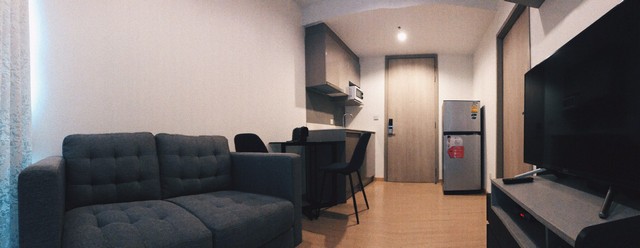 Loading...