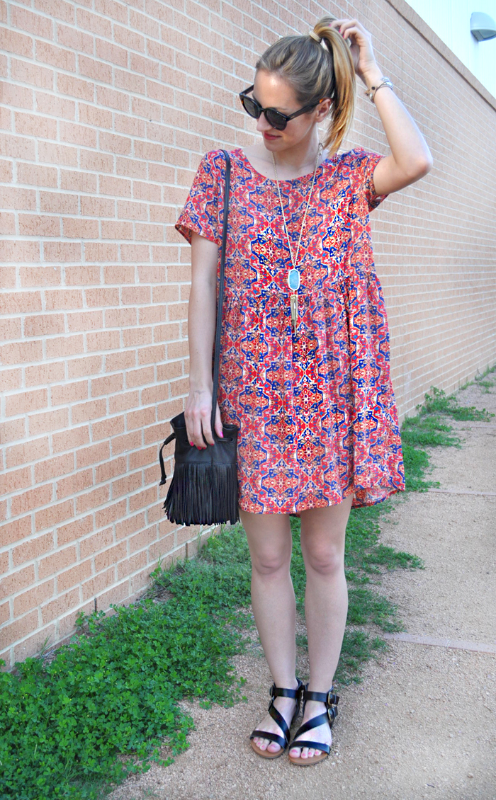 livvyland-blog-olivia-watson-austin-texas-fashion-blogger-forever21-babydoll-tribal-print-dress-kendra-scott-rayne-necklace-toms-sunglasses-roman-sandals-fringe-bucket-bag-2