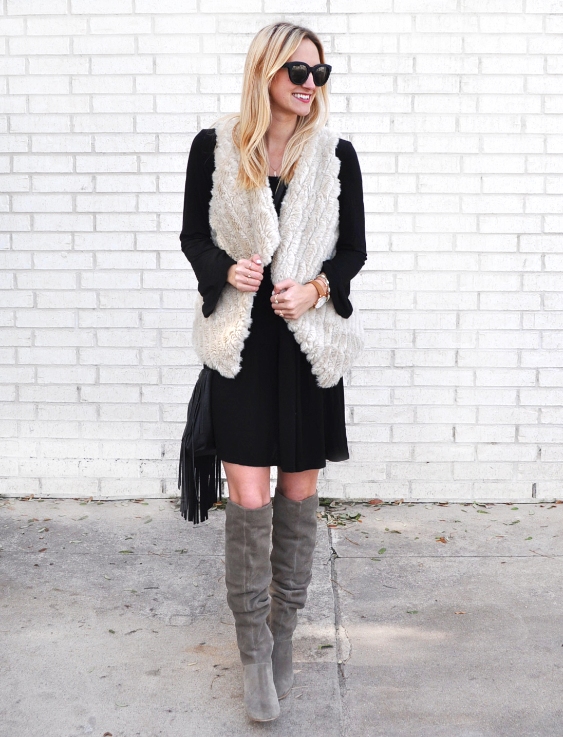 Cozy In Neutrals - LivvyLand | Austin Fashion and Style Blogger