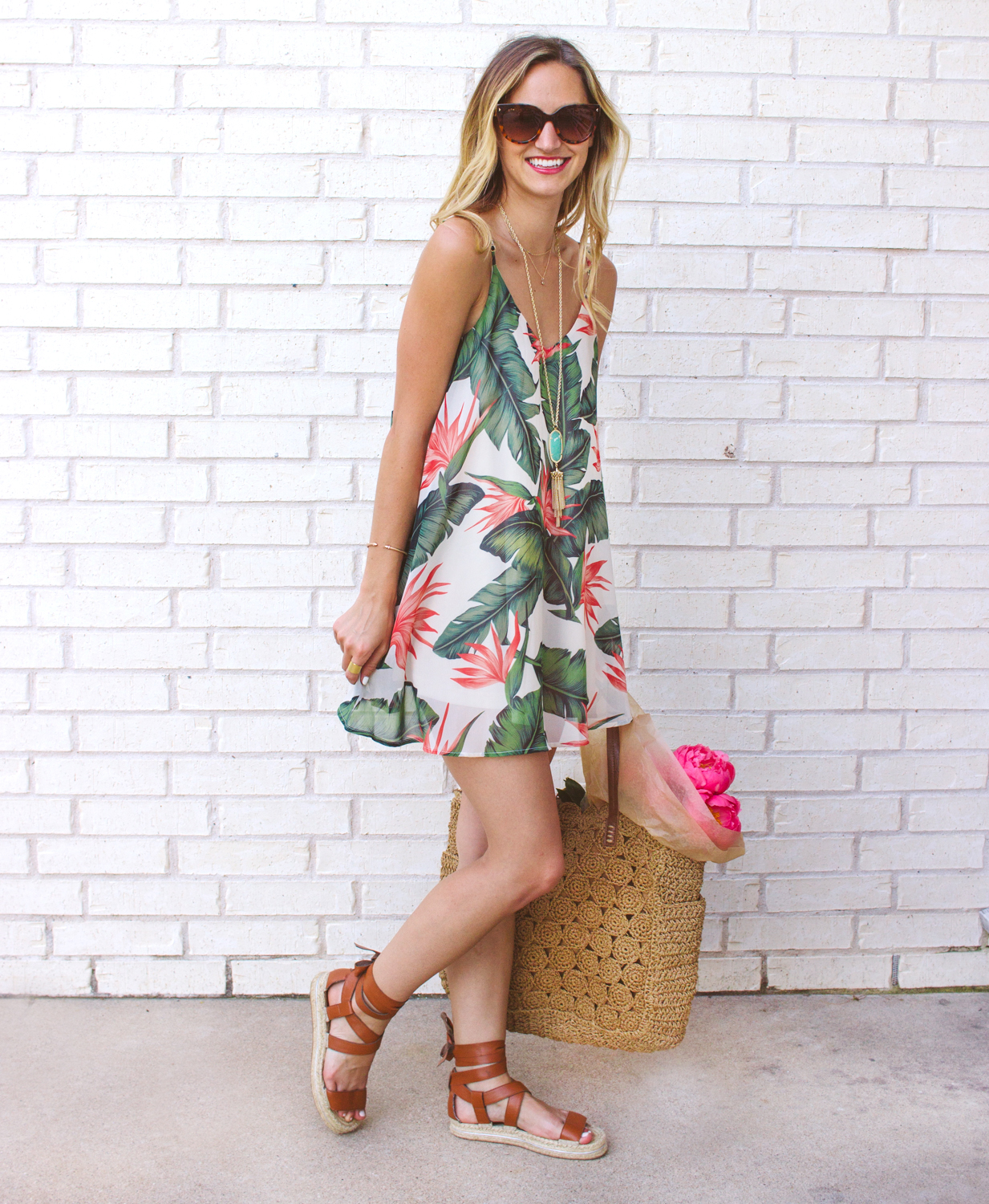 livvyland-blog-austin-texas-fashion-blogger-show-me-your-mumu-palm-print-circus-mini-dress-summer-outfit-colorful-5