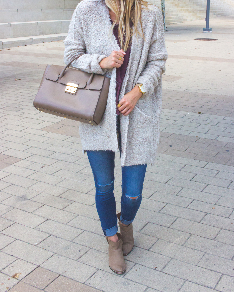 livvyland-blog-olivia-watson-cozy-fall-outfit-grandpa-oversize-cardigan-sweater-seychelles-snare-booties-9