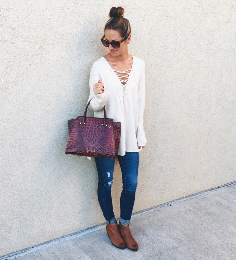 livvyland-blog-olivia-watson-how-to-style-ankle-booties-fall