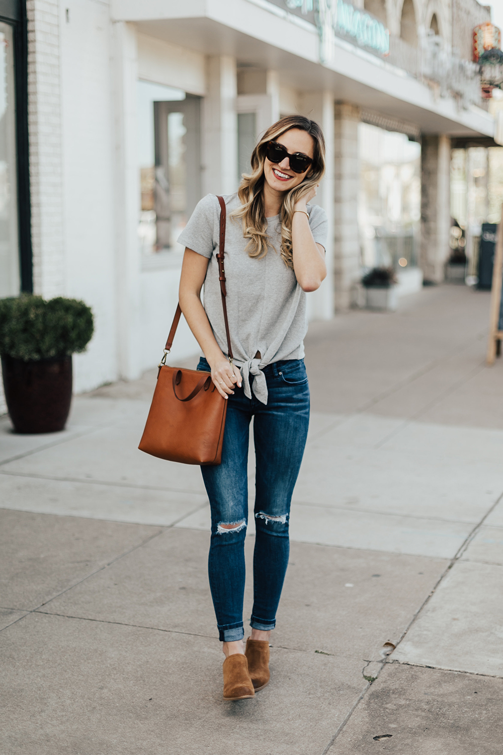 Tie Front Tee - LivvyLand | Austin Fashion and Style Blogger