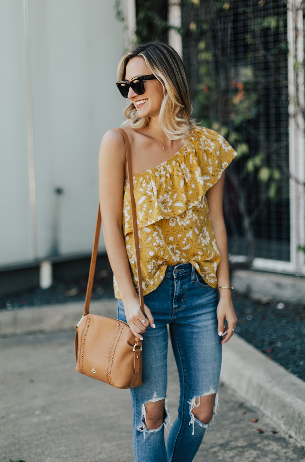 yellow floral top outfit