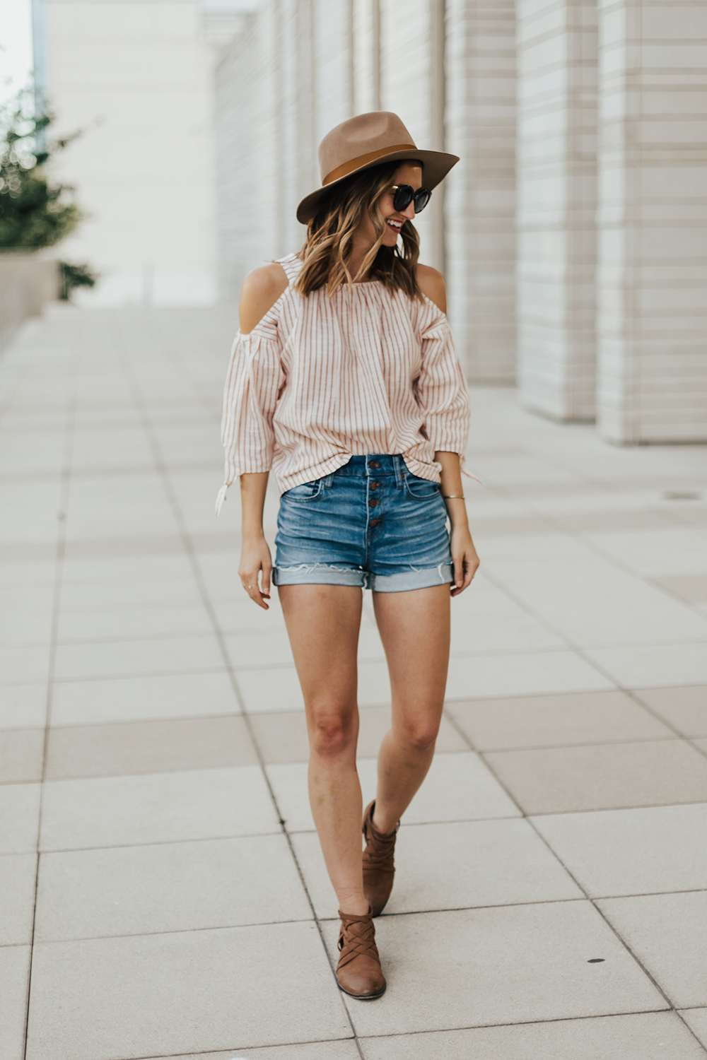 Easy Summer Style - LivvyLand  Austin Fashion and Style Blogger