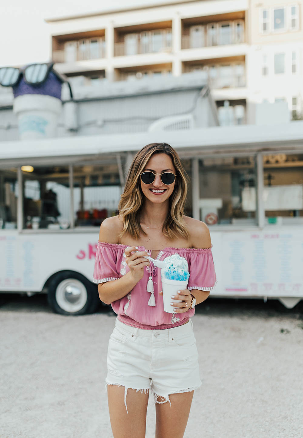 livvyland-blog-olivia-watson-austin-texas-fashion-blogger-pacsun-mom-shorts-off-white-vans-sneakers-sno-beach-snow-cone-11