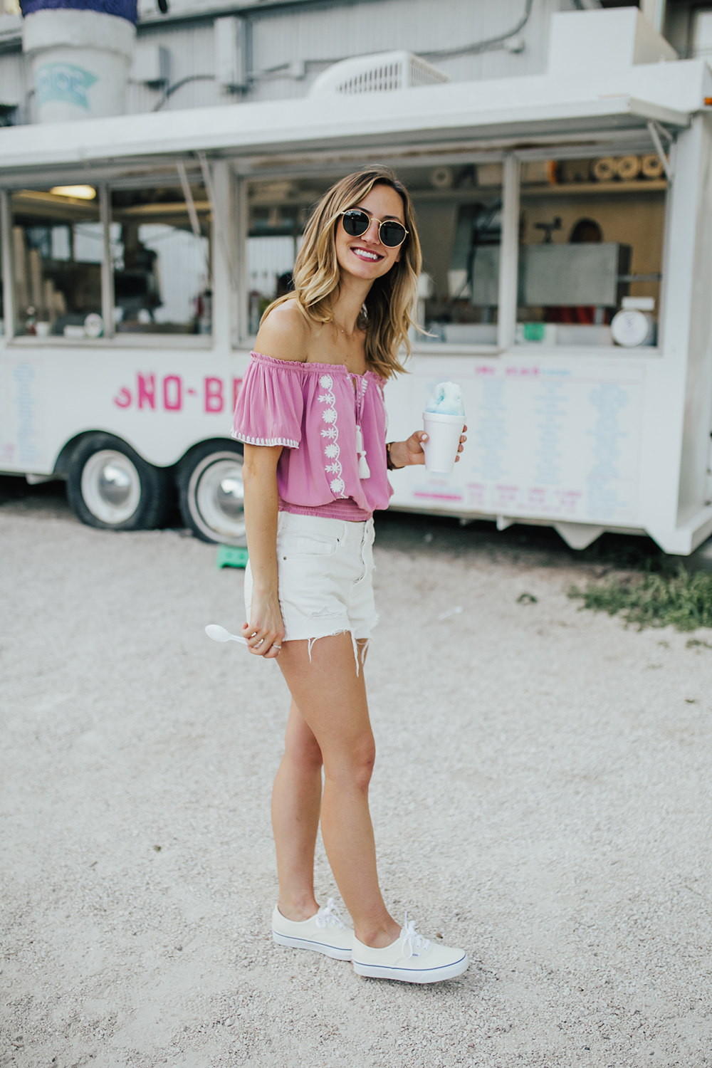 livvyland-blog-olivia-watson-austin-texas-fashion-blogger-pacsun-mom-shorts-off-white-vans-sneakers-sno-beach-snow-cone-6