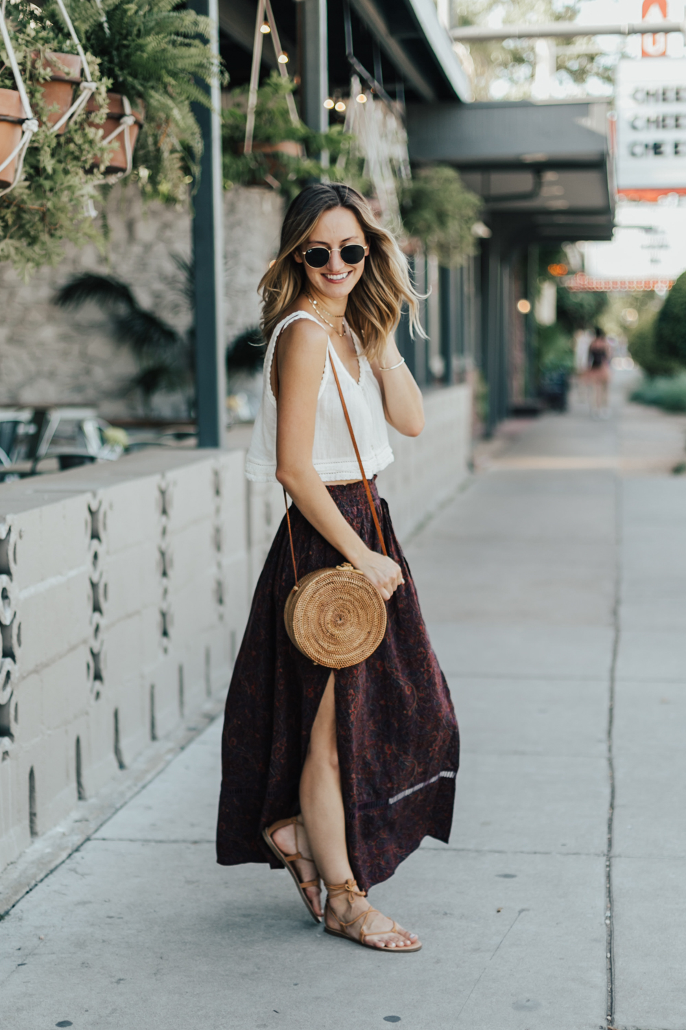 15 Ways To Style A Round Wicker Bag For Summer - Styleoholic