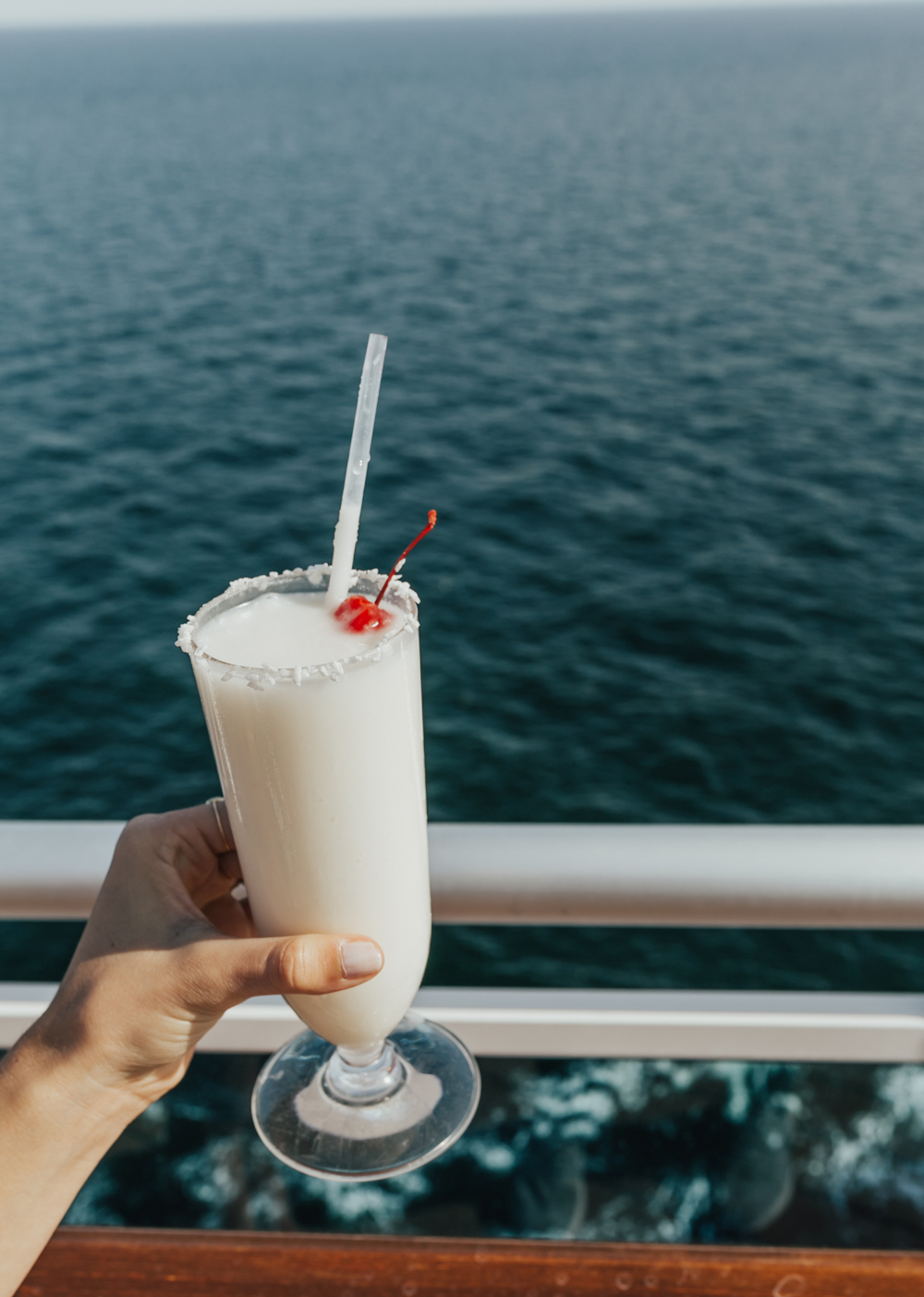 livvyland-blog-olivia-watson-travel-fashion-blogger-princess-cruises-regal-ship-what-to-do-on-board-cruise-boat-pina-colada-sea-balcony