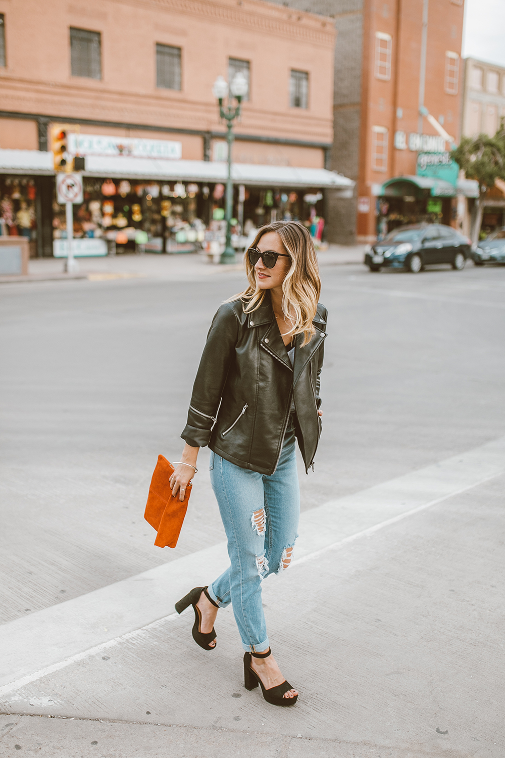 livvyland-blog-olivia-watson-asos-el-paso-hotel-indigo-what-to-wear-black-moto-jacket-3