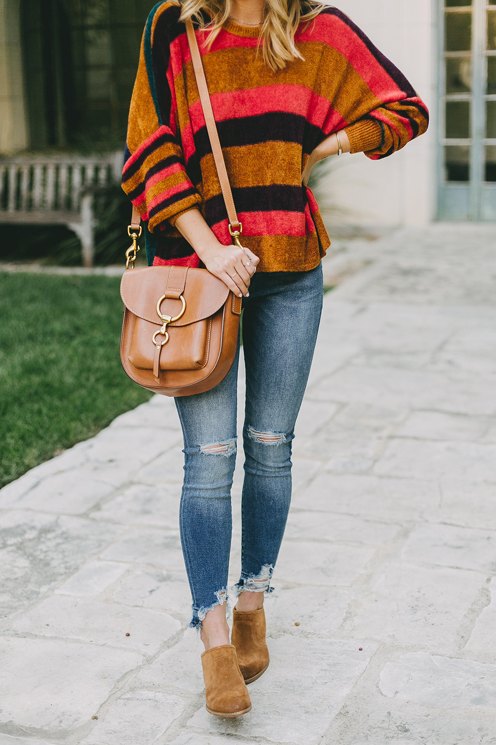 livvyland-blog-olivia-watson-austin-texas-fashion-blogger-free-people-oversize-striped-sweater-boho-chic-2