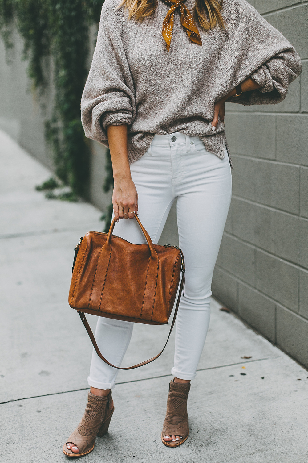 livvyland-blog-olivia-watson-austin-texas-fashion-blogger-mauve-blush-sweater-white-denim-peep-toe-booties-fall-outfit-idea-7