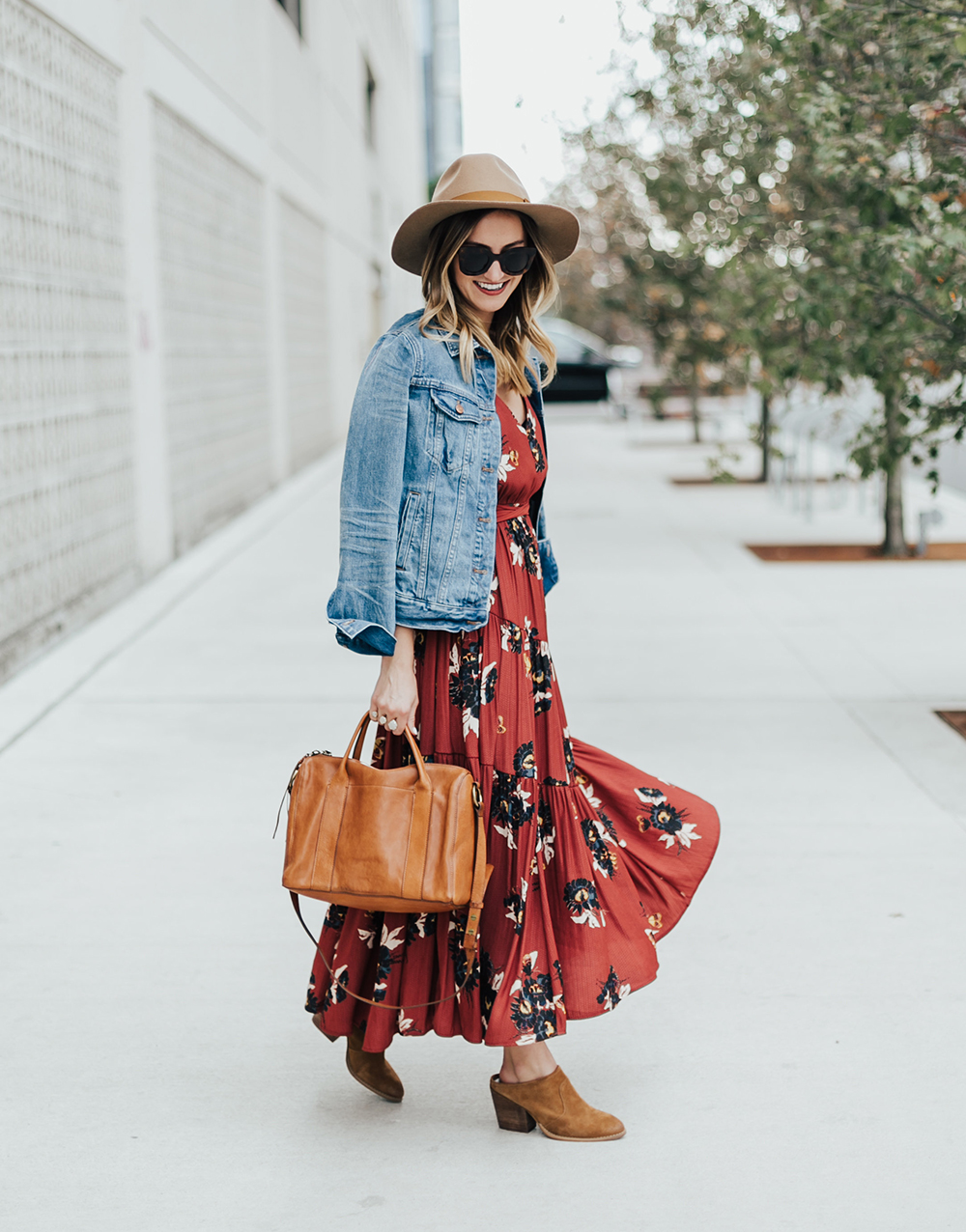 The Perfect Fall Floral Dress (40% Off!) - LivvyLand | Austin Fashion ...