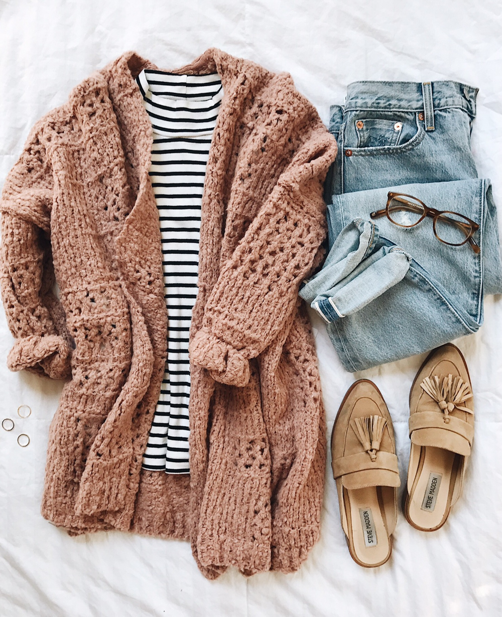 livvyland-blog-olivia-watson-fall-outfit-idea-blush-pink-free-people-cardigan-striped-tee-backless-loafer-slides