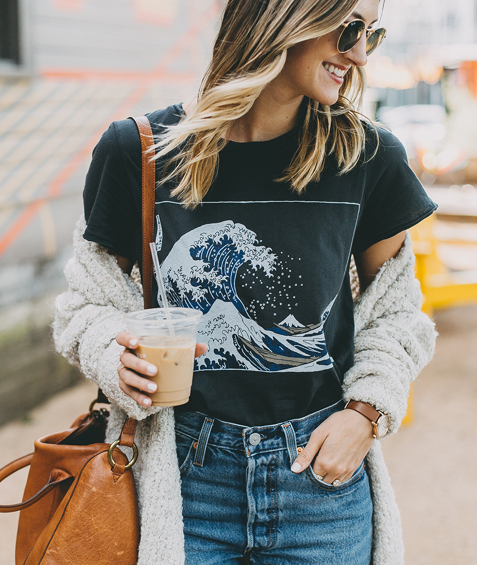 livvyland-blog-olivia-watson-toms-coffee-austin-texas-fashion-blogger-casual-fall-weekend-outfit-boucle-knit-cardigan-urban-outfitters-the-great-wave-art-2