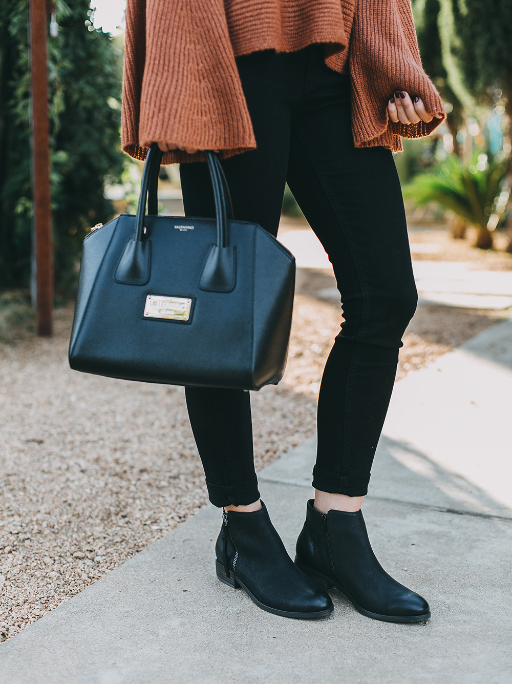 livvyland-blog-olivia-watson-austin-texas-fashion-lifestyle-blogger-fall-orange-slouchy-sweater-black-skinny-jeans-outfit-boho-fall-idea-2