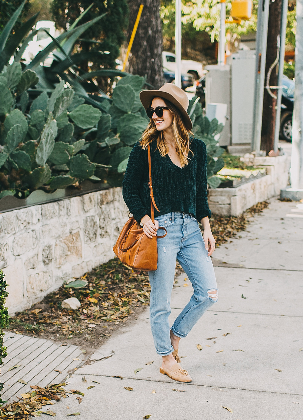 livvyland-blog-olivia-watson-austin-texas-fashion-style-blogger-teal-cropped-sweater-tassel-slides-1