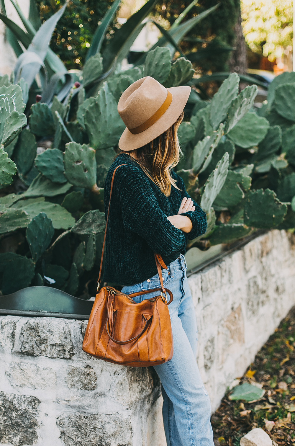 livvyland-blog-olivia-watson-austin-texas-fashion-style-blogger-teal-cropped-sweater-tassel-slides-3