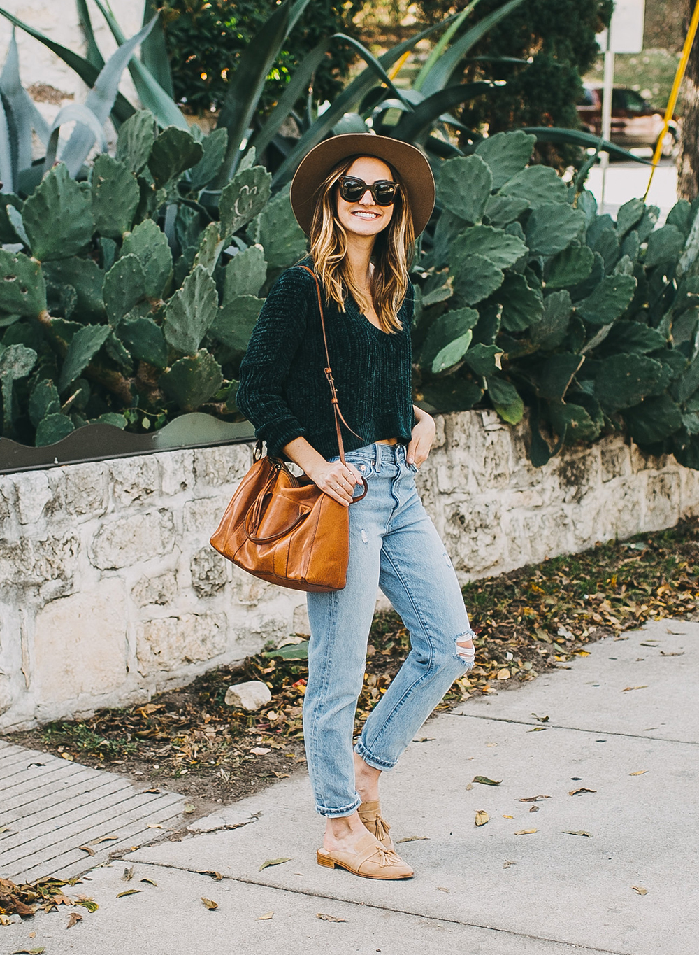 livvyland-blog-olivia-watson-austin-texas-fashion-style-blogger-teal-cropped-sweater-tassel-slides-6