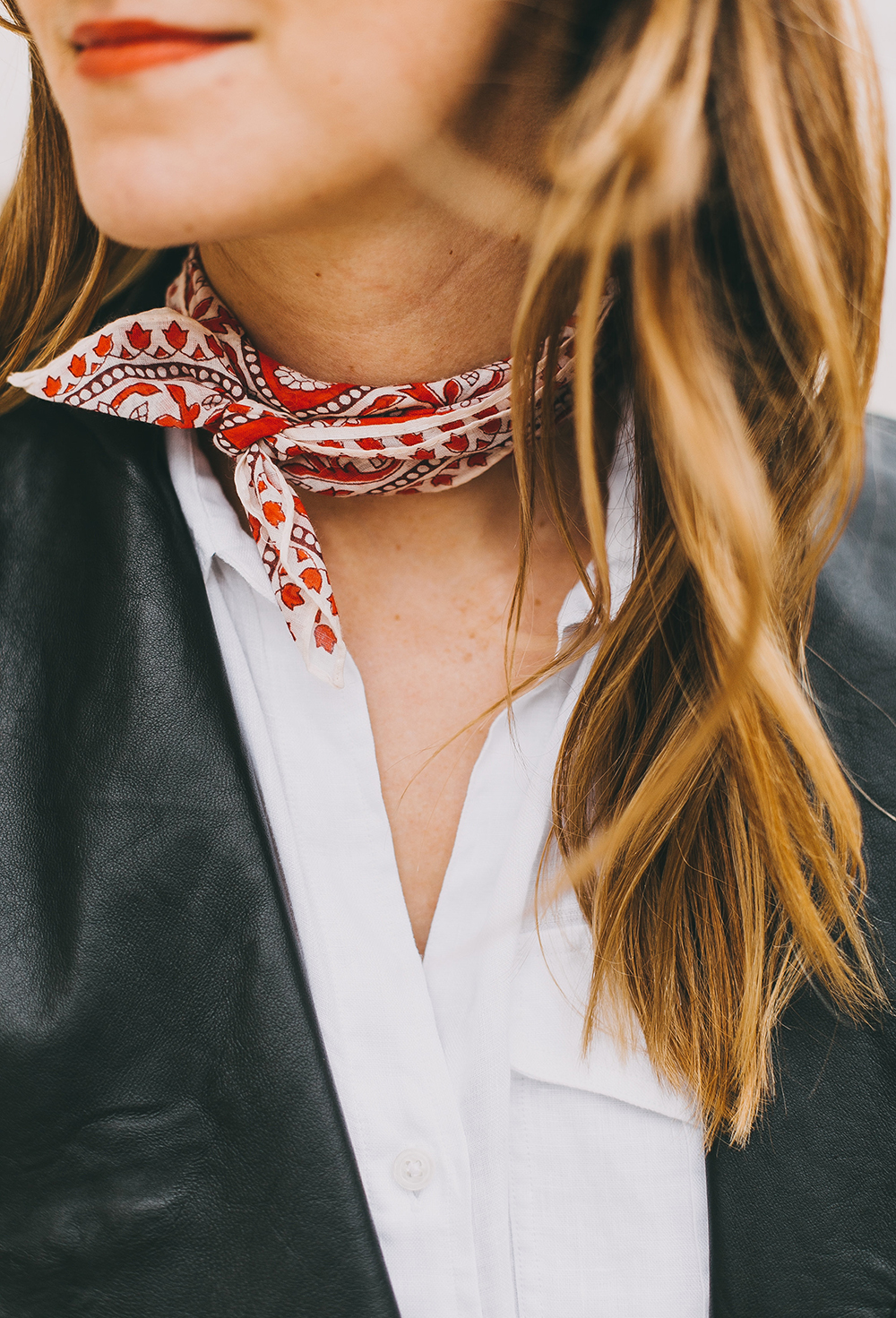 livvyland-blog-olivia-watson-crop-flare-jeans-leather-jacket-neck-scarf-bandana-untuck-it-white-top-3