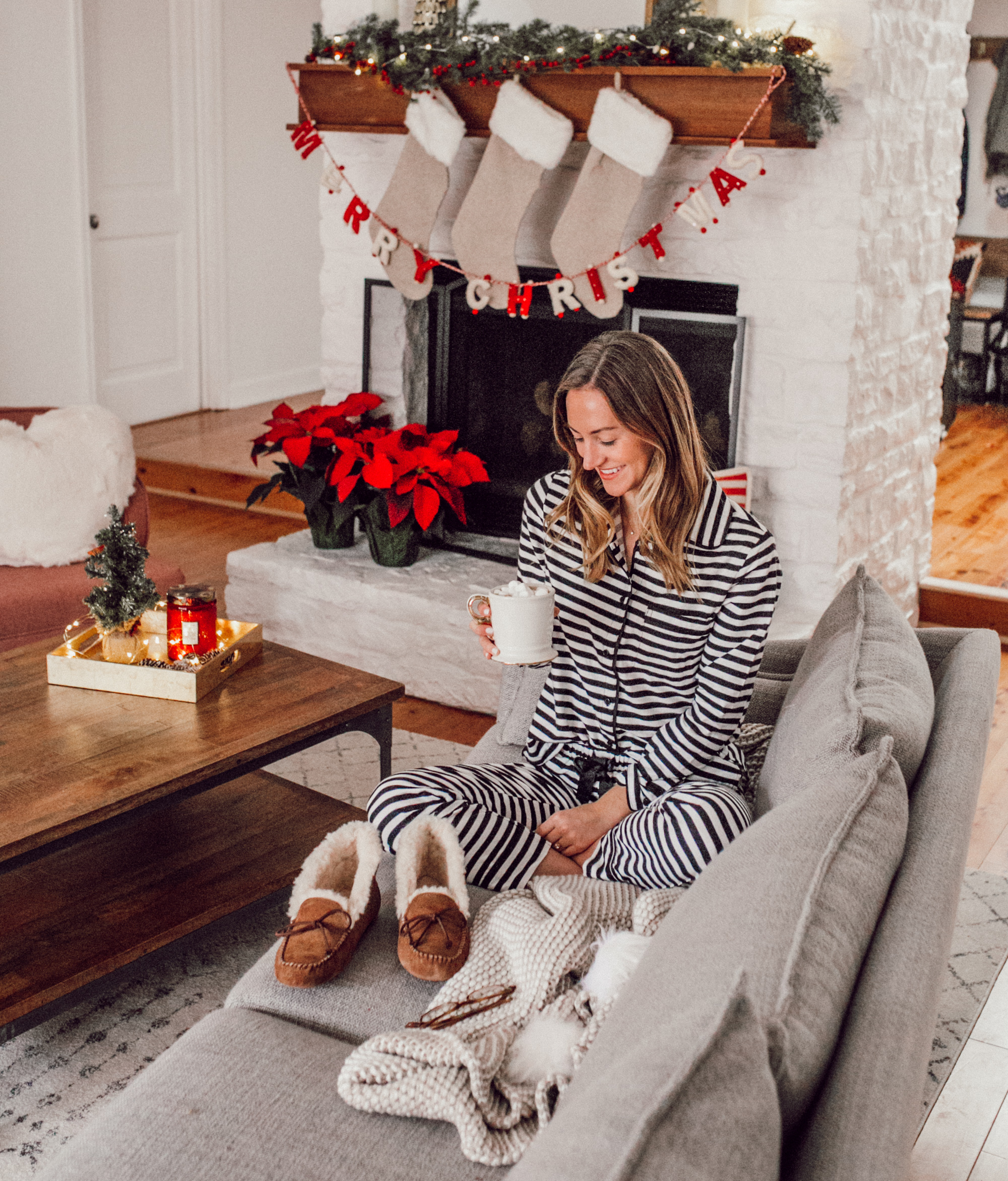 livvyland-blog-olivia-watson-ugg-slippers-cozy-morning-home-kate-spade-striped-pajamas-10