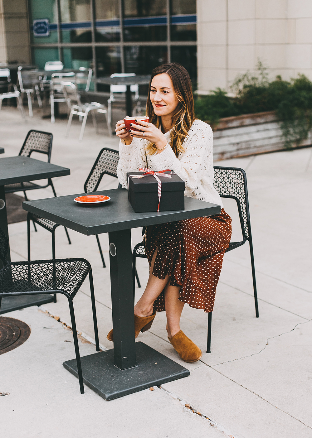 livvyland-crate-joy-coffee-classic-novel-dress-layered-sweater-austin-texas-fashion-blogger-11