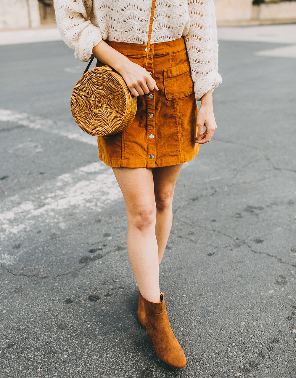 livvyland-blog-olivia-watson-austin-texas-fashion-style-blogger-burnt-orange-corduroy-skirt-bdg-a-line-outfit-2