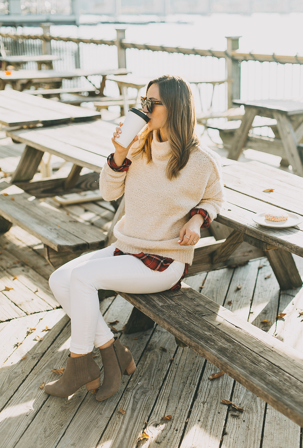 livvyland-blog-olivia-watson-austin-texas-fashion-style-blogger-knit-sweater-plaid-button-down-layer-white-jeans-mozarts-coffeehouse-5