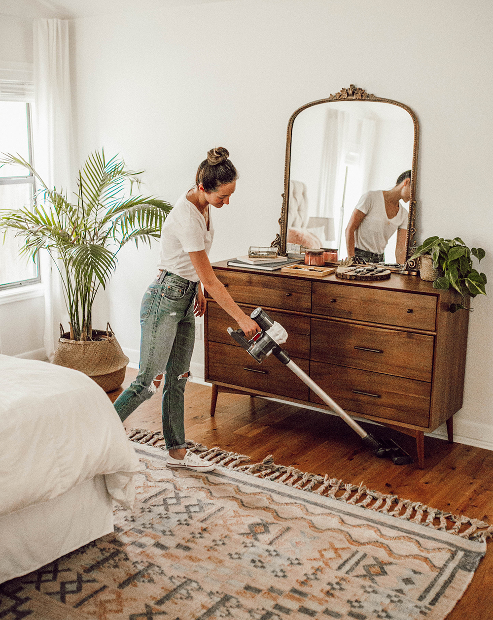 livvyland-blog-olivia-watson-austin-texas-lifestyle-blogger-dyson-v6-vacuum-ebay-7