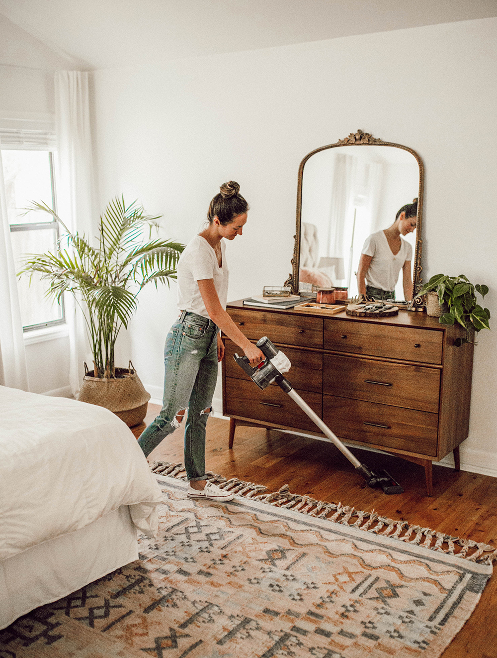 livvyland-blog-olivia-watson-austin-texas-lifestyle-blogger-dyson-v6-vacuum-ebay-8