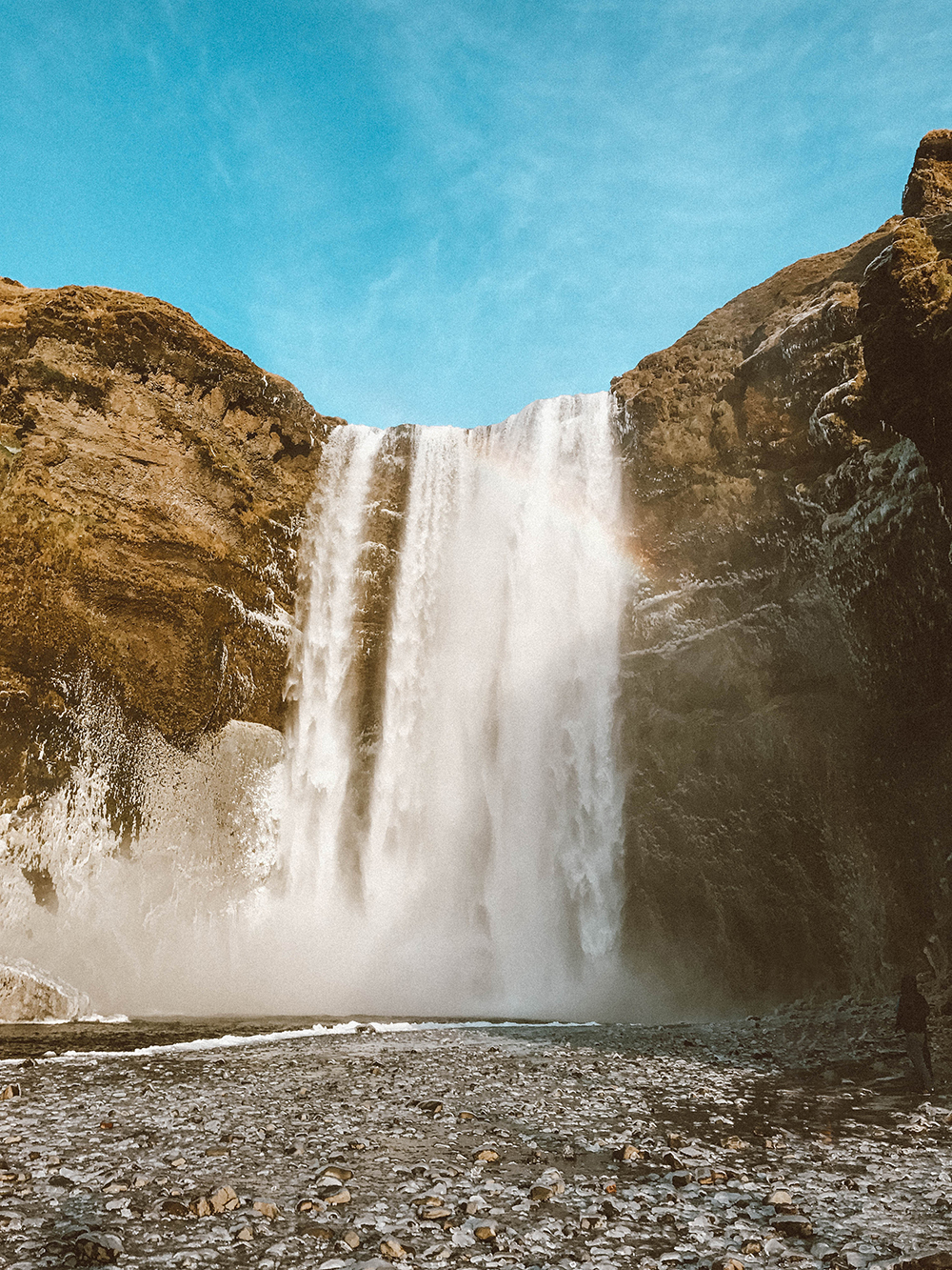 livvyland-blog-olivia-watson-travel-lifestyle-blogger-iceland-road-trip-what-to-do-pack-reykjavik-noken-travel-guide-3-Skógafoss-waterfall