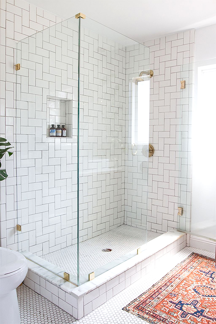 Design Crush Brushed Gold Bathroom Fixtures Livvyland Austin Fashion And Style Blogger