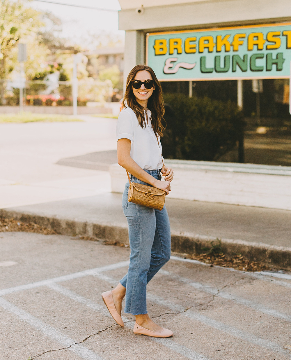 livvyland-blog-olivia-watson-minnetonka-moccasin-anna-blush-ballet-flats-naus-pharmacy-austin-enfield-texas-fashion-blogger-3