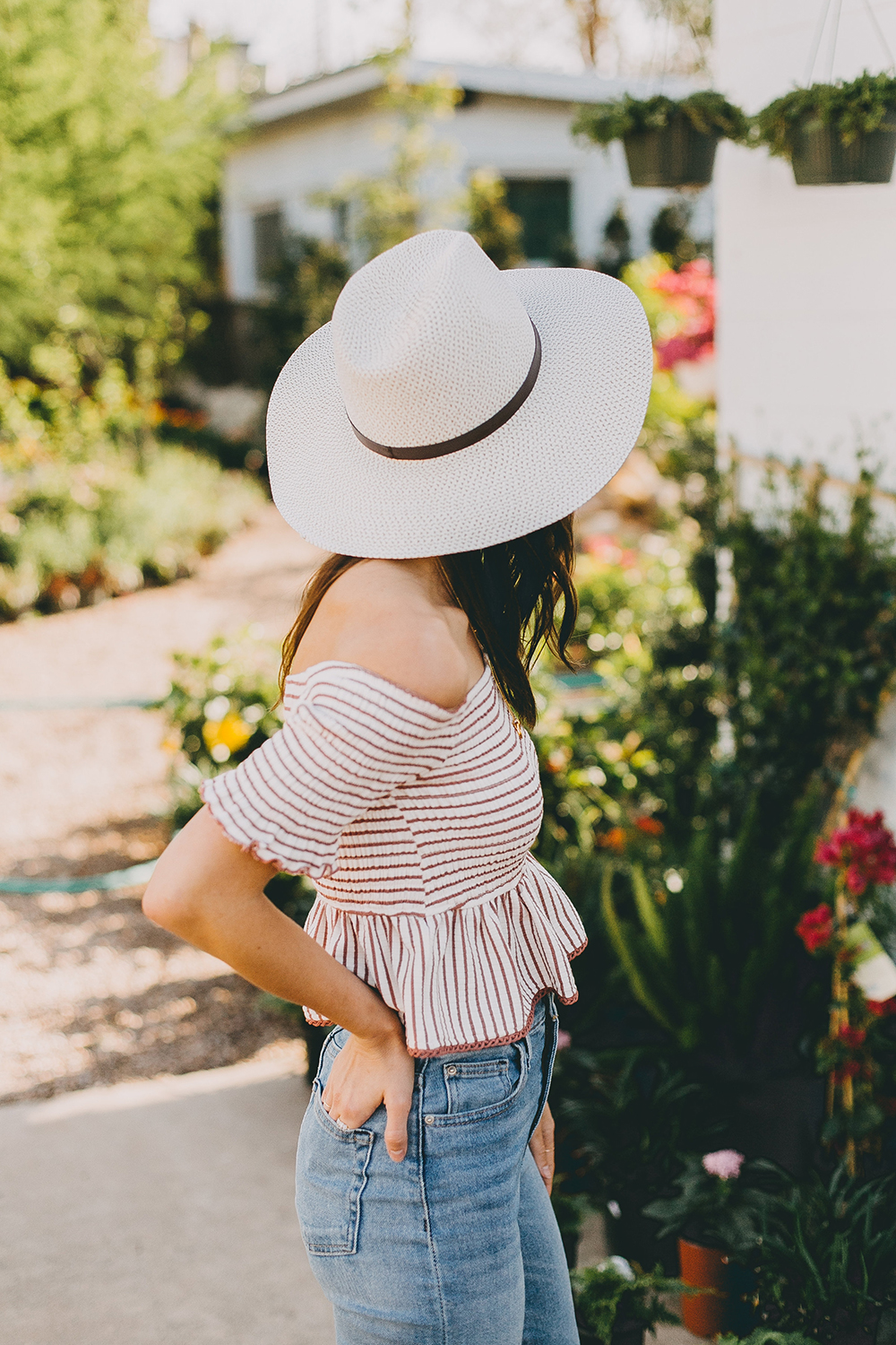 olivia-watson-austin-texas-fashion-lifestyle-blogger-plant-flower-shop-sole-society-espadrille-sandals-2