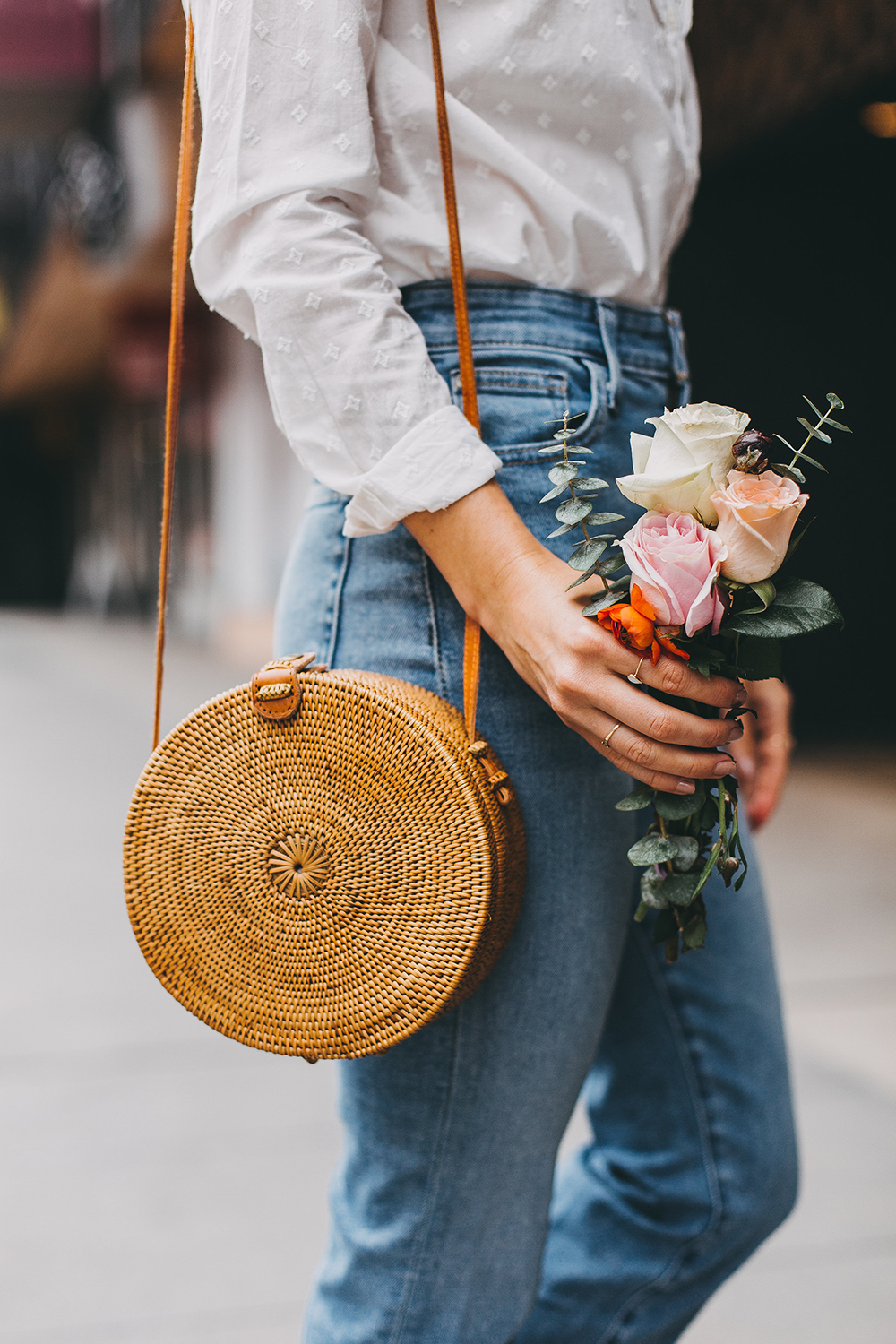 livvyland-blog-olivia-watson-austin-texas-fashion-style-blogger-sezane-white-eyelet-blouse-kick-flare-jeans-simple-spring-outfit-13