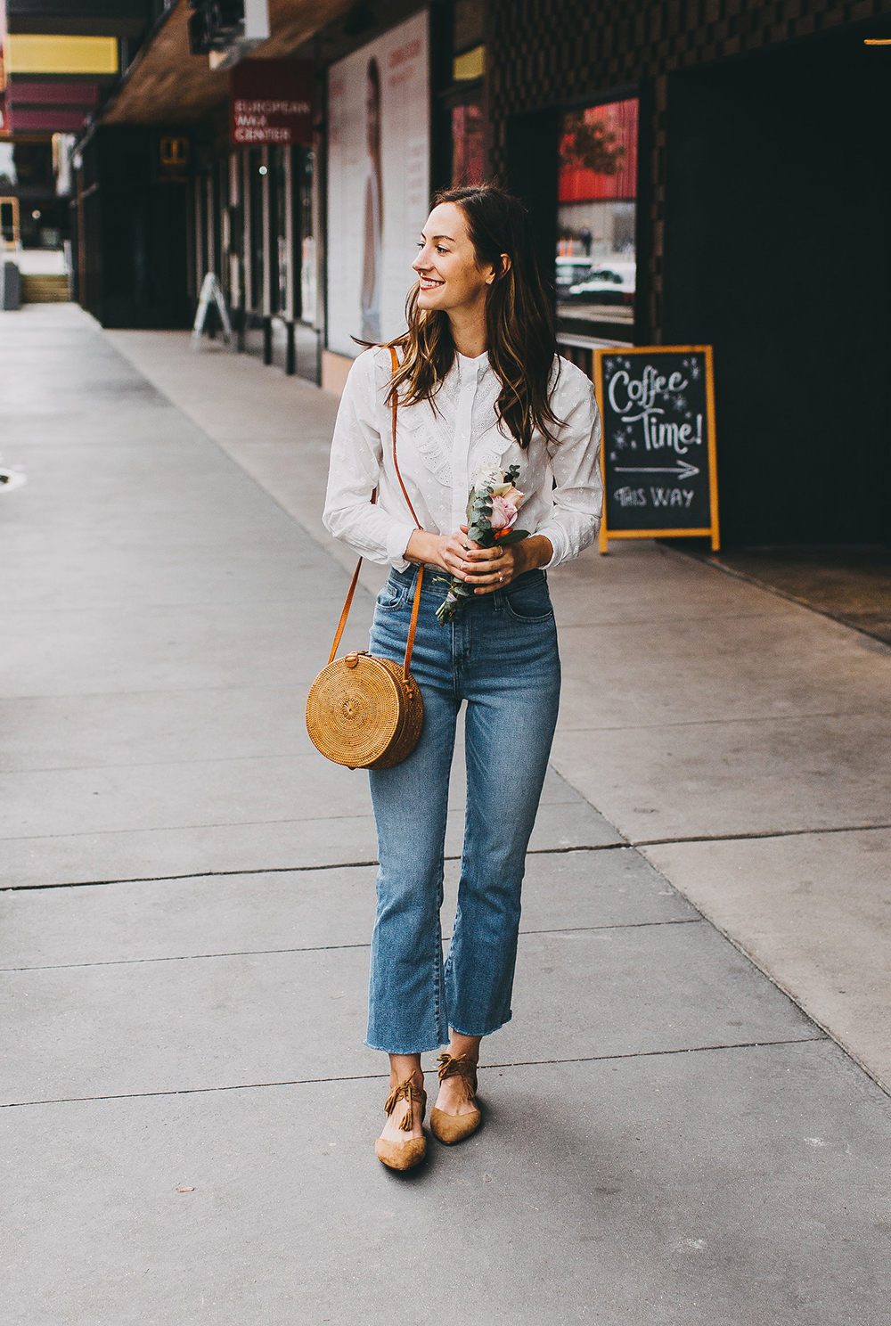 livvyland-blog-olivia-watson-austin-texas-fashion-style-blogger-sezane-white-eyelet-blouse-kick-flare-jeans-simple-spring-outfit-14